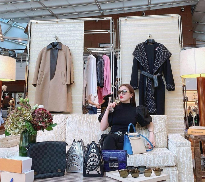 Mỹ nhân Vbiz lấy chồng giàu được dư luận ngưỡng mộ: Tất cả nhờ vào cách sống - 5