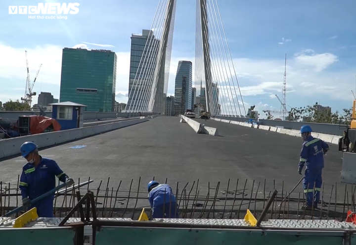TP.HCM: Công nhân ‘chạy nước rút’ thi công cầu Thủ Thiêm 2 trước ngày thông xe - 15