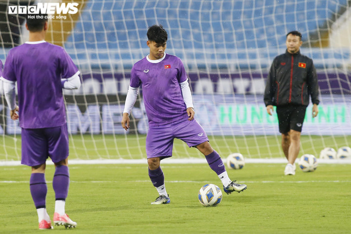 HLV Park Hang Seo đăm chiêu trước ngày tuyển Việt Nam đấu Oman - 10