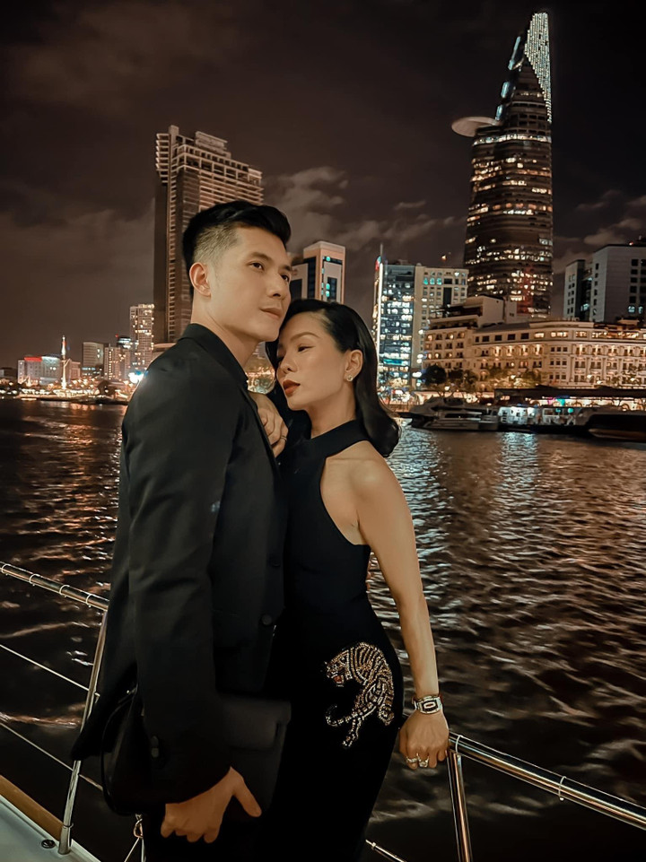 Vì sao Lệ Quyên không giấu giếm chuyện yêu 'phi công trẻ' Lâm Bảo Châu? - 3