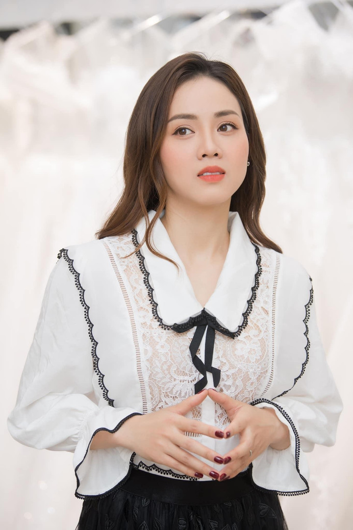 Vợ NSND Công Lý kể chuyện tình người khi chăm chồng ở bệnh viện - 1