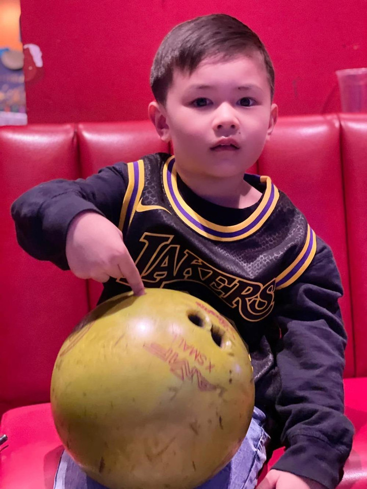 Quý tử nhà sao Việt: 10 tuổi đã được tặng siêu xe 30 tỷ, học phí gần nửa tỷ/năm - 15