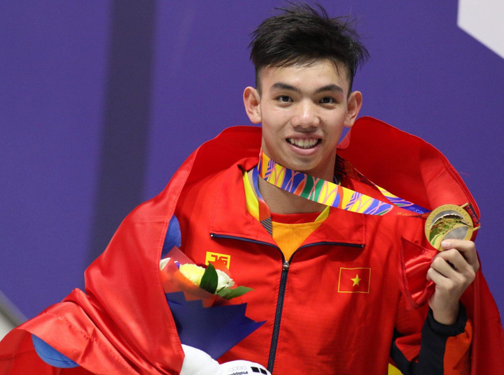 Vũ Thành An tuyên thệ khai mạc SEA Games, Nguyễn Huy Hoàng cầm cờ đoàn Việt Nam - 1