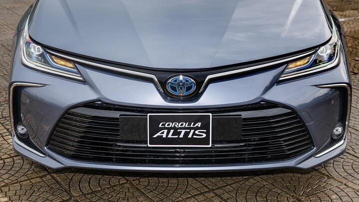 Toyota Corolla Altis 2022: Sedan sang nhất hạng C - 2