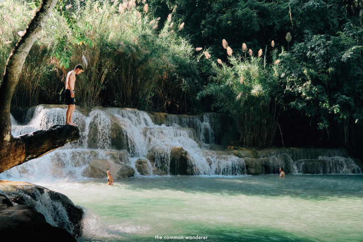 Thác nước độc đáo tạo nên những tầng hồ màu ngọc bích kỳ ảo, ngắm mãi không chán - 7