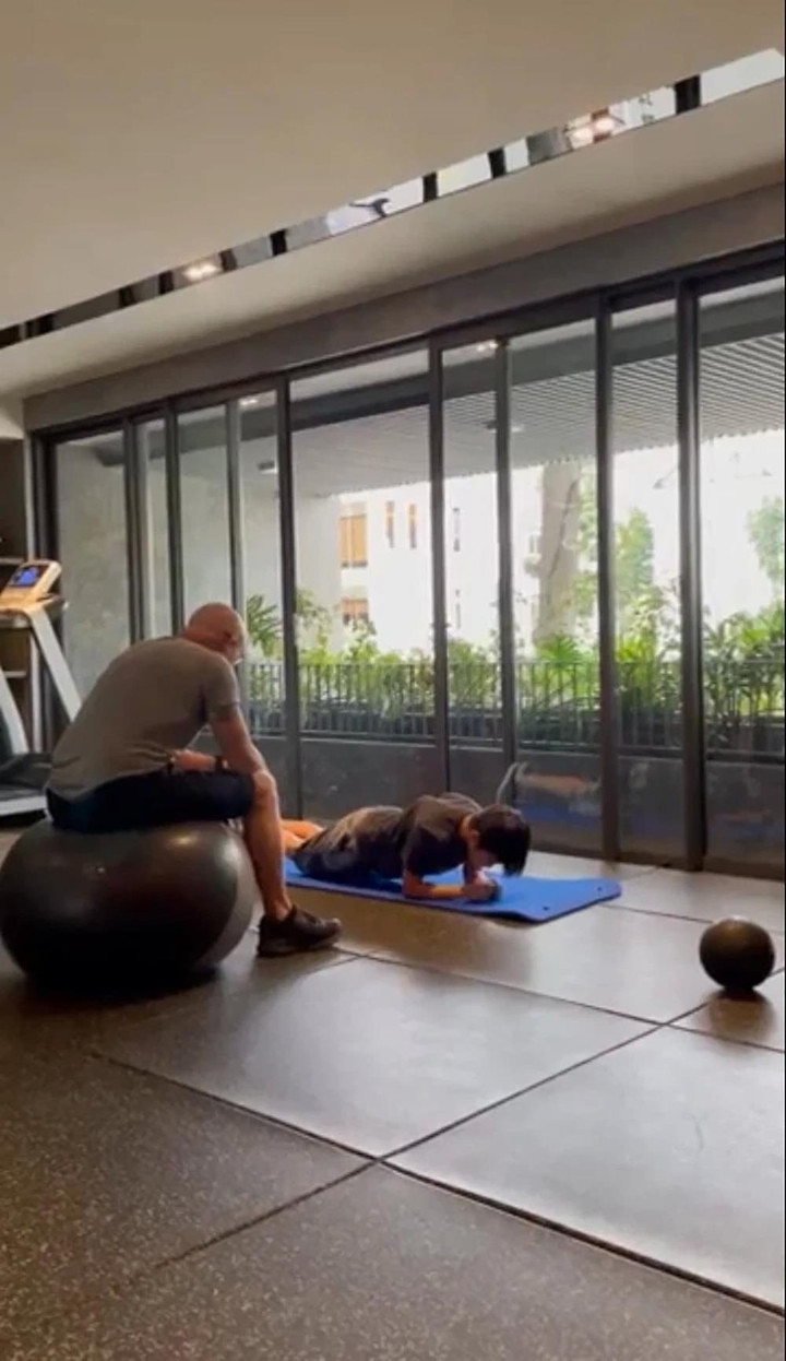 Quý tử nhà sao Việt: 10 tuổi đã được tặng siêu xe 30 tỷ, học phí gần nửa tỷ/năm - 8