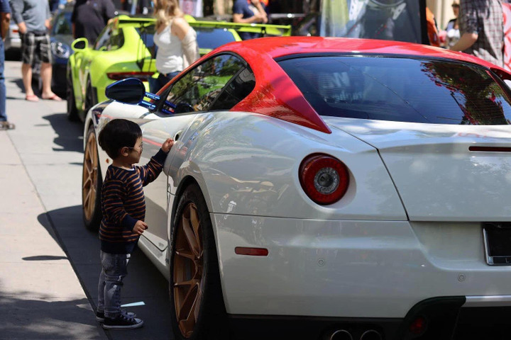 Quý tử nhà sao Việt: 10 tuổi đã được tặng siêu xe 30 tỷ, học phí gần nửa tỷ/năm - 14