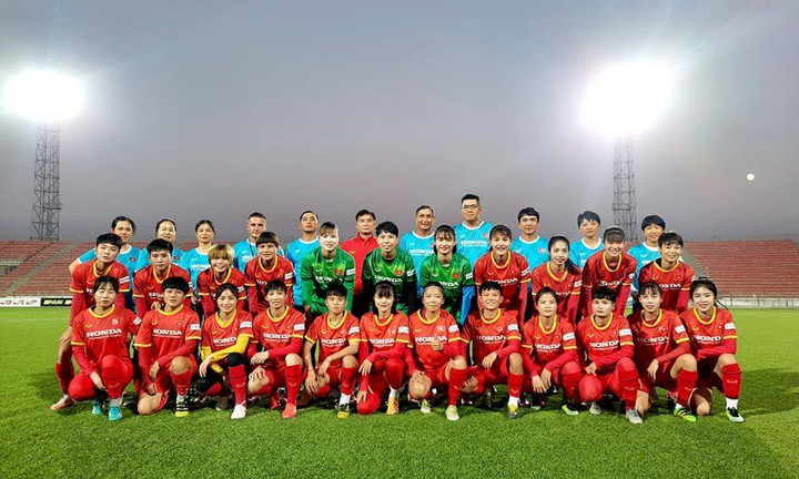 Tuyển nữ Việt Nam đi Hàn Quốc tập huấn trước SEA Games 31 - 1