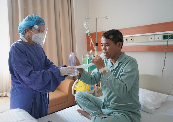 Ghép gan cấp cứu người bệnh chỉ còn thời gian sống 1 tuần - 2