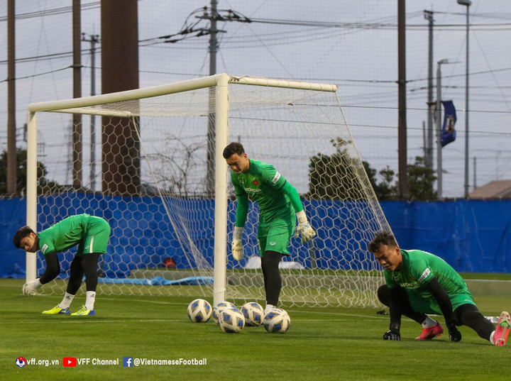 Tuyển Việt Nam căng thẳng tâm lý trước trận gặp Nhật Bản - 1