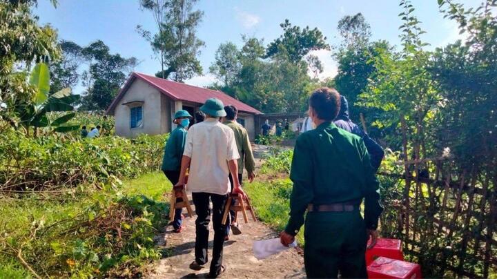 Hà Tĩnh: Mẹ tử vong với nhiều vết chém, nghi phạm là con gái bị tâm thần - 1