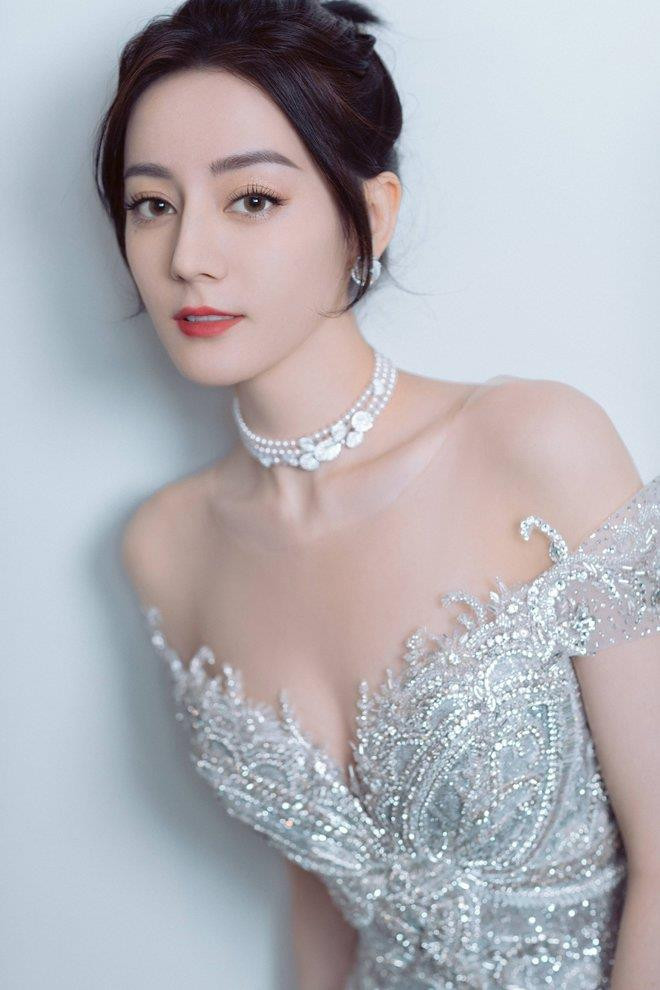 Thế lực thích phanh phui bê bối khiến các sao Hoa ngữ phải sợ hãi - 2