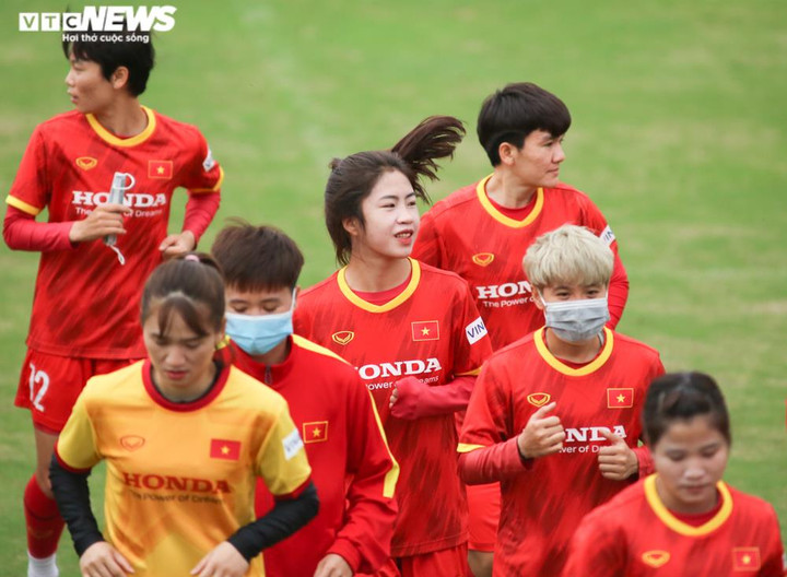 HLV Mai Đức Chung: 'Không triệu tập Mỹ Anh cũng bình thường thôi' - 2