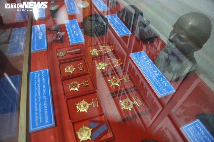 Đón bằng công nhận di tích quốc gia khu lưu niệm nhà cách mạng Lê Văn Lương - 7