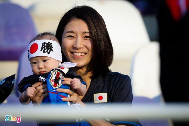 60.000 người đến xem trận Nhật Bản - Việt Nam - 1