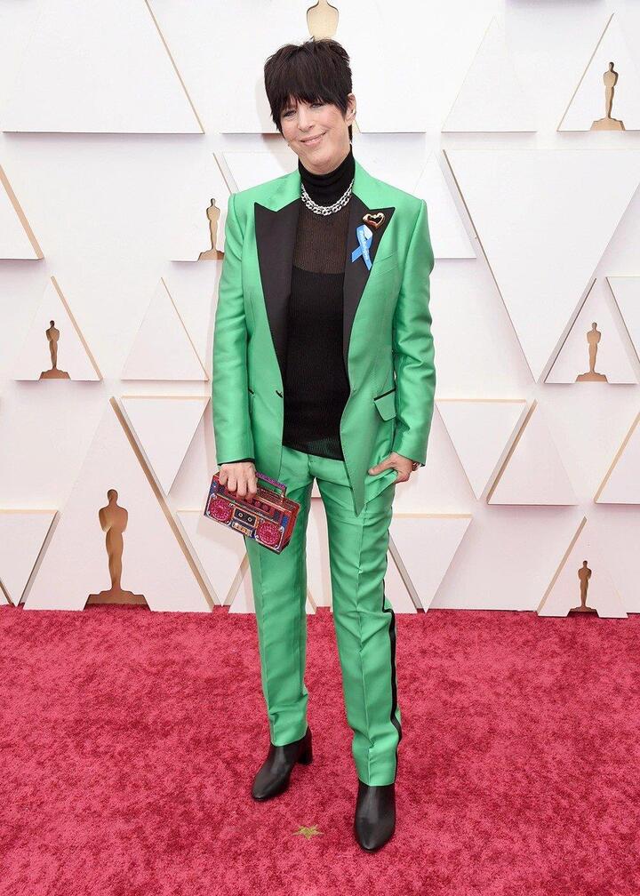 Những bộ cánh tuyệt đẹp trên thảm đỏ Oscar 2022 - 20