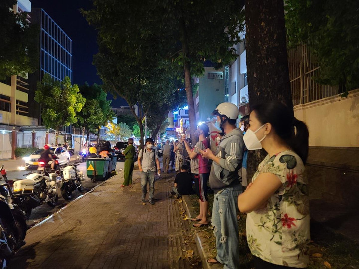 'Hiện tượng Nguyễn Phương Hằng' và ranh giới đúng - sai - 5