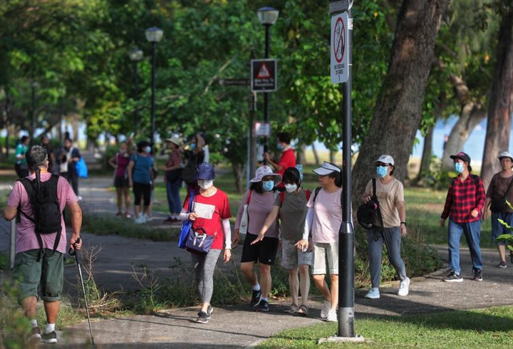 Ảnh: Singapore không còn cần khẩu trang - 7