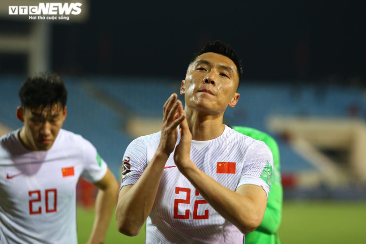 HLV Li Xiaopeng: Tuyển Trung Quốc không đủ năng lực dự World Cup - 1