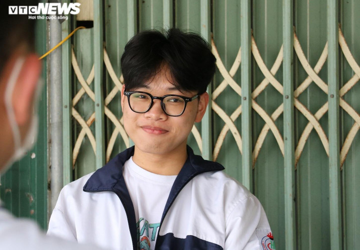 Nam sinh phố núi Hà Tĩnh giành giải nhất quốc gia môn Hóa - 1