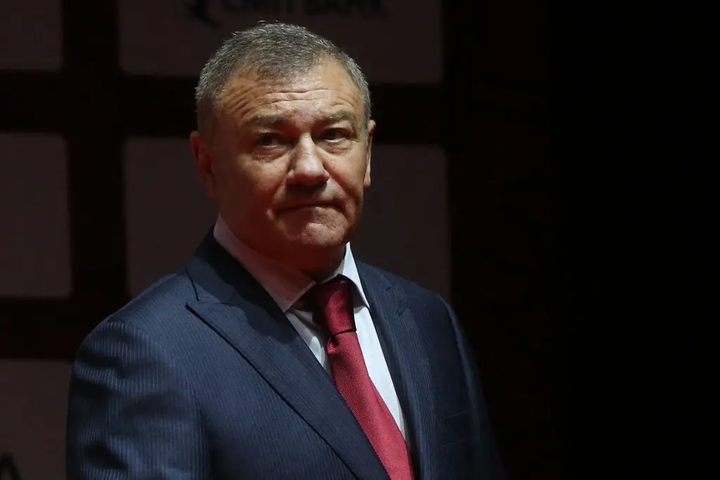 Dòng tiền của tỷ phú Nga vẫn chảy giữa bão trừng phạt - 1