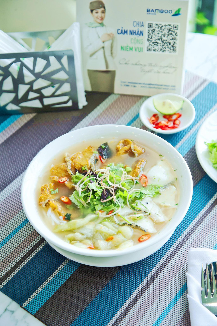 Đồ ăn nóng phong vị 3 miền: 'Đặc sản' của Phòng chờ Thương gia Bamboo Airways - 2