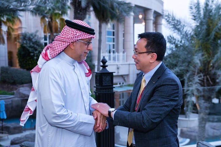 Lãnh đạo AFC: 'Việt Nam hòa Nhật là bất ngờ lớn nhất vòng loại World Cup châu Á' - 1