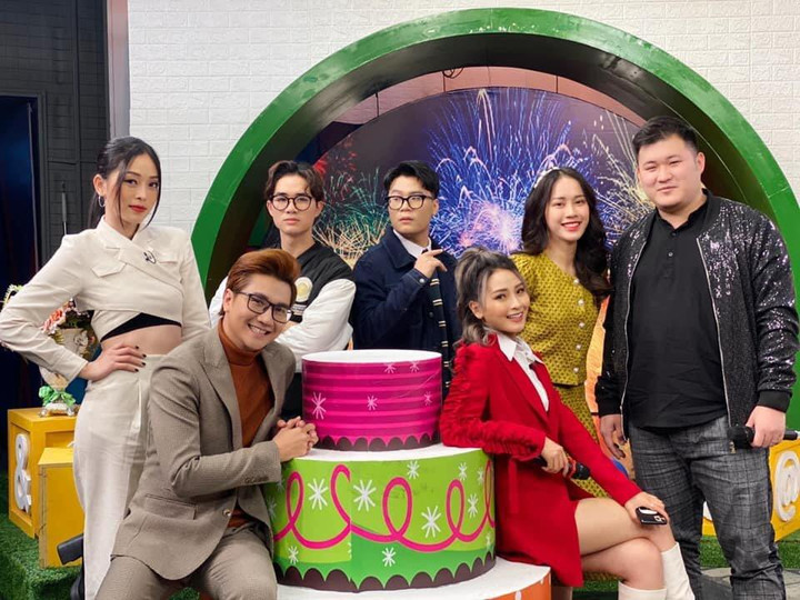 Chuyện tình duyên dàn MC nam thần, mỹ nữ của 'Bữa trưa vui vẻ' - 1