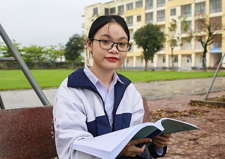 Nữ sinh Hà Tĩnh 3 lần giành giải học sinh giỏi quốc gia môn tiếng Anh - 1
