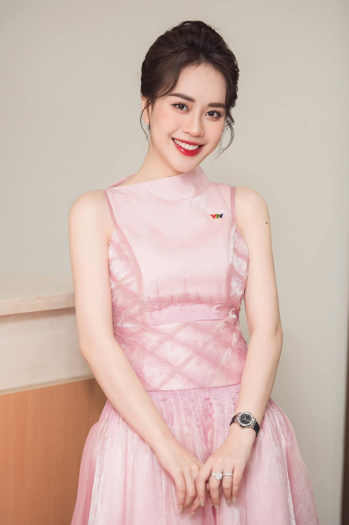 Chuyện tình duyên dàn MC nam thần, mỹ nữ của 'Bữa trưa vui vẻ' - 5