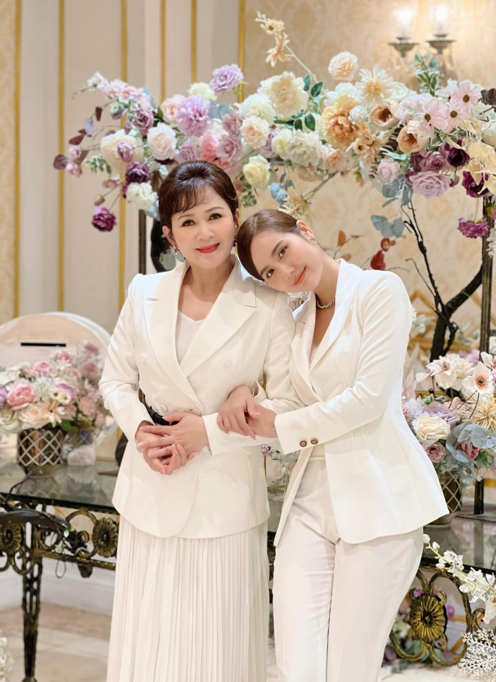 Tạo hình sang chảnh của Huyền Lizzie trong 'Thương ngày nắng về' phần 2 - 9