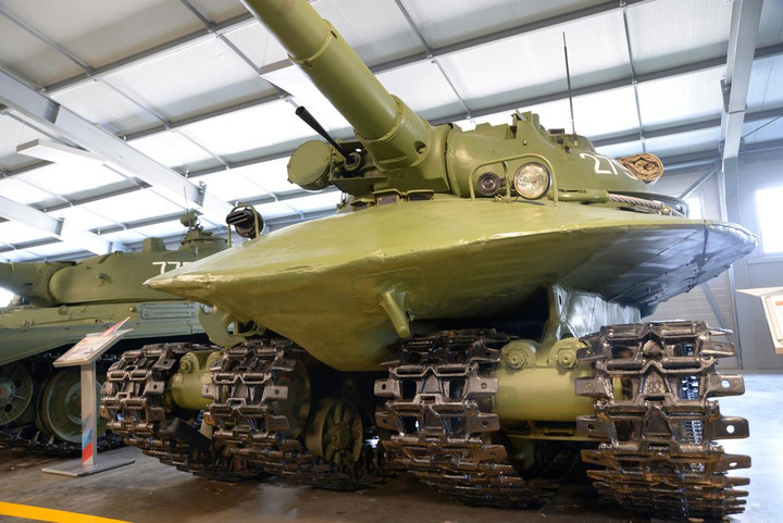 Nga đưa xe tăng hạng nặng từ thời Chiến tranh Lạnh hoạt động trở lại - 4