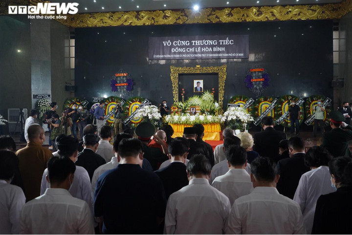 Lãnh đạo Đảng, Nhà nước viếng PCT Thường trực TP.HCM Lê Hoà Bình - 6