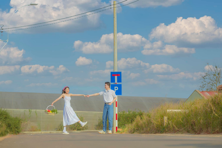 September Studio: Nơi tâm sự những câu chuyện tình yêu đẹp nhất - 4