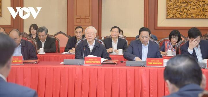 Tổng Bí thư chủ trì cuộc làm việc của Bộ Chính trị với lãnh đạo TP Hà Nội - 4