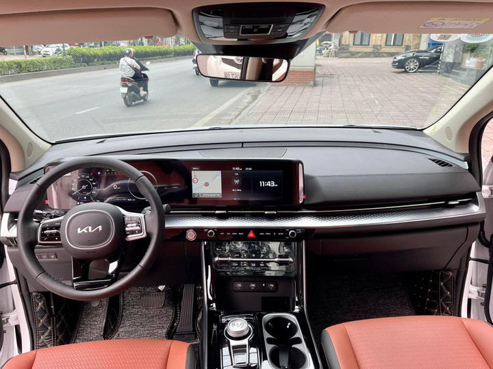 Kia, Carnival, Sedona ảnh 5 Kia Carnival đã qua sử dụng được bán lại với giá hơn 1,5 tỷ đồng - 6