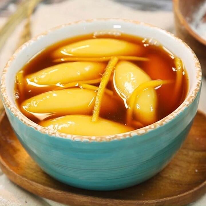 Bánh quả nhót xào mật, vừa đơn giản vừa thơm ngon cho ngày Tết Hàn thực - 2