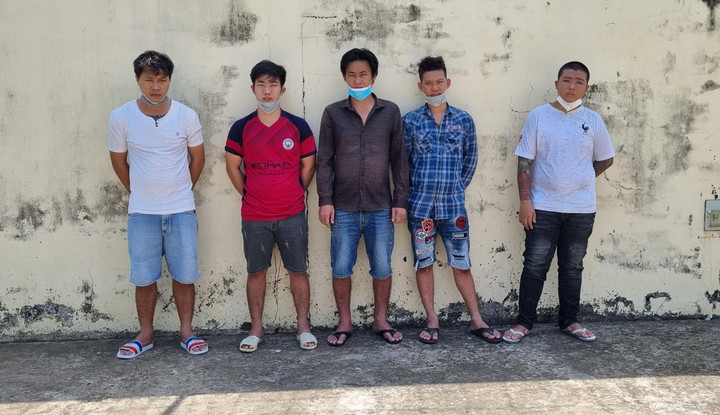 Bắt giam nhóm người tấn công ngư dân trên biển bằng bom xăng - 1