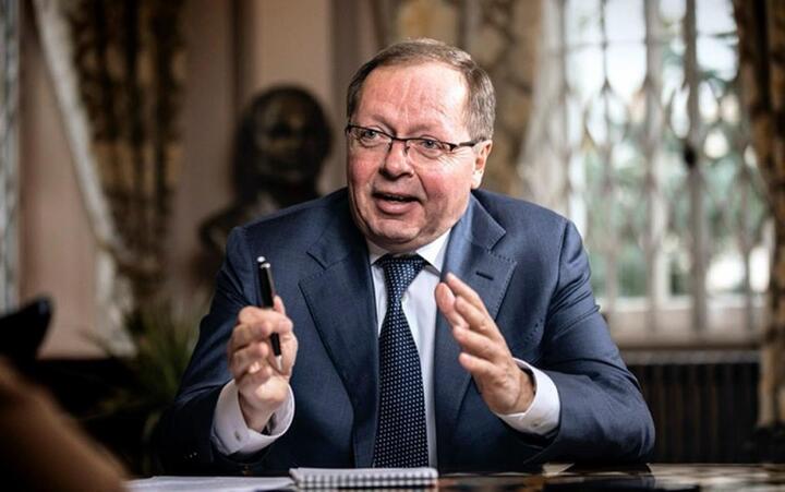Nga đe dọa tấn công vũ khí Anh vận chuyển vào Ukraine - 1
