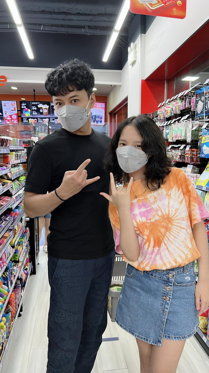 Con gái Hồng Đăng trổ mã xinh xắn sau 6 năm tham gia 'Bố ơi mình đi đâu thế' - 8