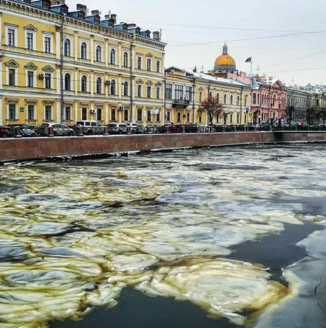 'Mỡ băng' kì dị ở St. Peterburg - 7