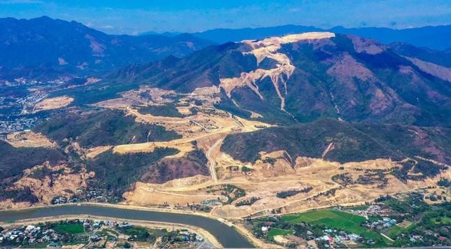 Cựu Giám đốc Sở TN&MT Khánh Hòa khai bị ép ký trình biến đất rừng thành đất ở - 3