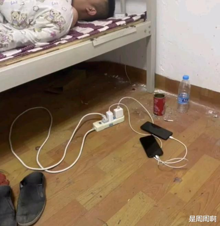 Hậu quả than trời khi dân tình ra đường nhưng lỡ 'để quên não' ở nhà - 7