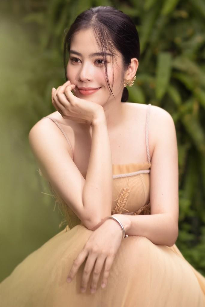 Bị nhiều nhạc sĩ tố hát 'chùa' ca khúc, Nam Em xin lỗi - 1