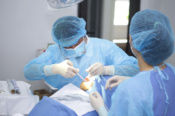 Nha khoa Mạnh Chiến tặng 2000 gói chăm sóc răng miệng & ưu đãi mừng lễ 30/4-1/5 - 2