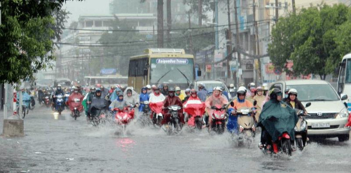 Thời tiết ngày 6/4: Miền Nam mưa dông, đề phòng lốc sét và mưa đá - 1