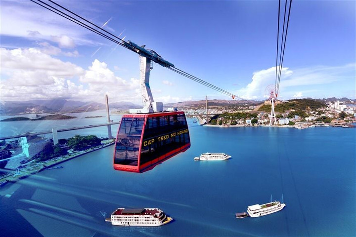 Sun World Halong Complex đón khách trở lại trải nghiệm Cáp treo Nữ Hoàng từ 2/4 - 1