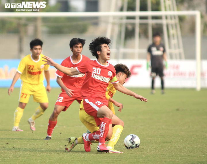 Thua ngược U19 Hà Nội, cầu thủ U19 Viettel khóc nức nở - 4