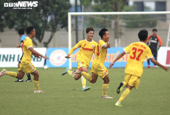 Thua ngược U19 Hà Nội, cầu thủ U19 Viettel khóc nức nở - 6
