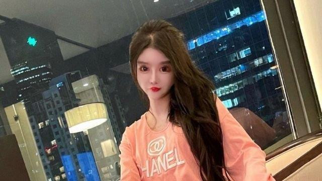 Bi kịch cô bé 13 tuổi phẫu thuật thẩm mỹ, hơn 100 lần dao kéo để được đối xử tốt - 6